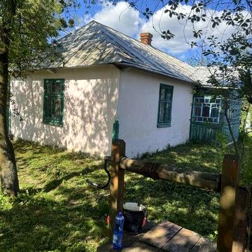 Будинок з городом в селі
