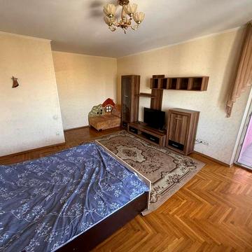 Продаю крупногабаритную 1к квартиру.