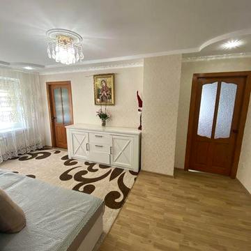 Продається квартира