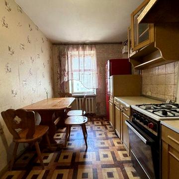 Продаж 4-кімнатної квартири в центрі!