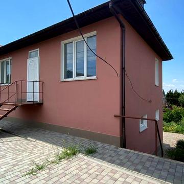 Продам будинок на 5 сотках  Нерубайське  вул. Л.Українки