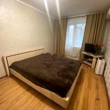 Продается 1 комн. квартира возле Инфекционной больницы в кирпичном доме