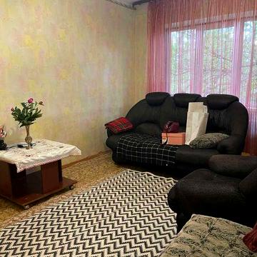 Продам однокімнатну квартиру , вул. Флоренції  12Б, метро Лівобережна ,  Дніпровський район, Київ