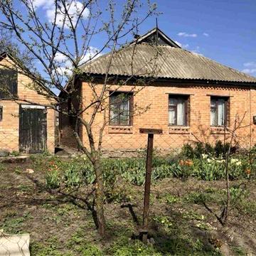 Будинок 88 кв у центрі Шишак