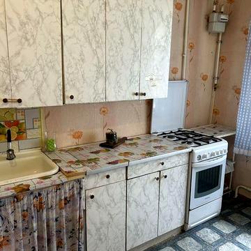 Сдам 2 ком 3/9, 3 мкр ,Левый берег, Варус
