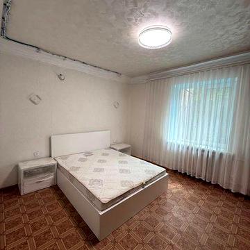 Сдам 2 х комнатную  квартиру .