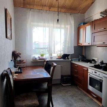 Власник! Продам  3 кімнатну 2-рівневу квартиру 68 кв+ кладова на другому поверсі ЖК гранд віллас