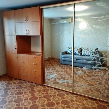 1-нокімнатна квартира на Таїрова. Затишна, сонячна, після косметичного ремонту
