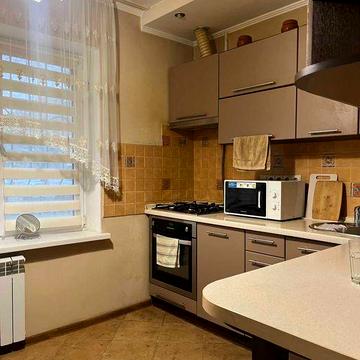 сдам большую современную 1-к.квартиру на Оболони, метро Героев Днепра