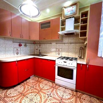 Урлівська 1/8, оренда 1-к квартири, 1й поверх, Є газ! метро Осокорки, Позняки 10хв
