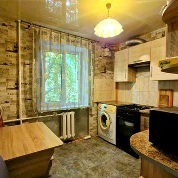 Продам 3-комн. квартиру в центре на Сталеваров