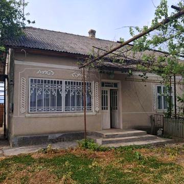 Приватний будинок