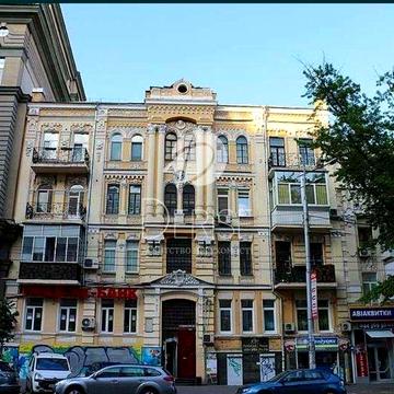 Продаж 3-кімн.. вул. Велика Васильківська (Червоноармійська), 79, метро Олімпійська, Палац Україна, Центр, Голосіївський район