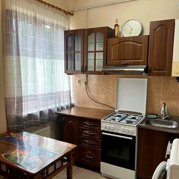 Оренда 1 кімнатної квартири в центрі міста район Зеленого ринку