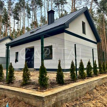 Продається сучасний будинок 132 м² у сосновому лісі — лише 4 км від метро «Бориспільська» (7 хвилин на авто).