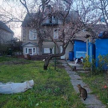 Продажа дома,с выходом в реку.Решкут.