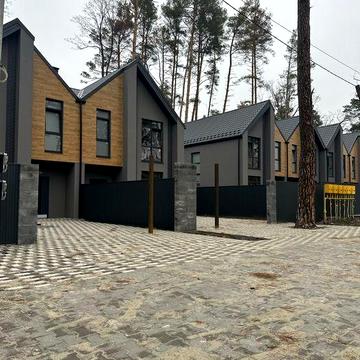Таунхаус в Ірпені розтермінування з першим внеском  30%, центральні  комунікації
