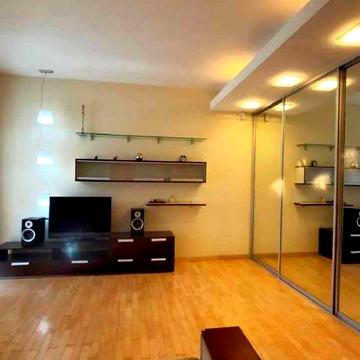 Оренда 1 ком квартири в Центрі, 50м2, Липинського (Чапаєва), 9, метро Золоті Ворота
