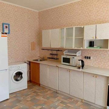 Оренда 2-к квартири 82м², Дніпровська набережна, 19, Дарницький р-н, м. Осокорки 15 хв пішки