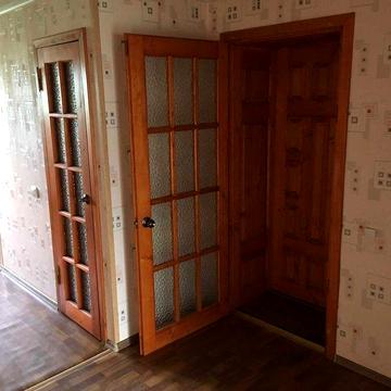 Продаж 3-х кімнатної квартири Чернівецька обл., м. Вижниця 76.2 квадратів, вулиця Українська 61