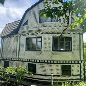 Просторий будинок з комунікаціями. Ділянка 6 соток. Є хороший Торг! 44434