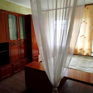 Деснянський район, Троєщина, вул. Милославська, 2