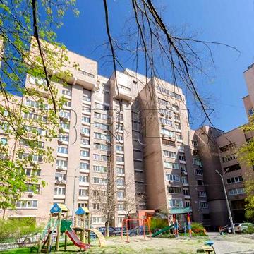 Продаж 2к дво кімнатна Антоновича 104 Квартира 56 м2 Ремонт Центр