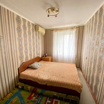 Продаж двокімнатної квартири Площа Перемоги (л1)