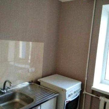 Продам 2комнатную гостинку, ул Ньютона  3/9