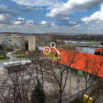 Продаж 3-кімнатної квартири, 5-Зарічний (TERRA)