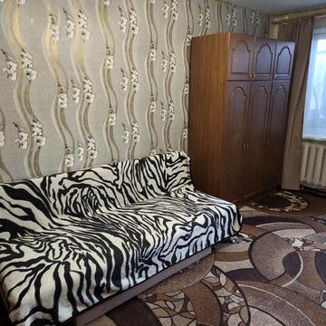 Оренда трьохкімнатної квартири на короткий термін для чоловіків