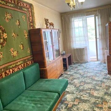 Продам 3 ком в центре ,