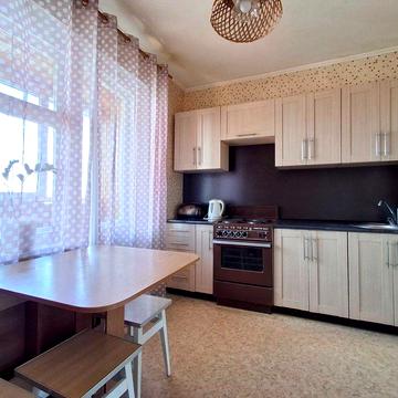 Продаж 3-кім. кв. вул. Данькевича,3. Серія будинку Т-4