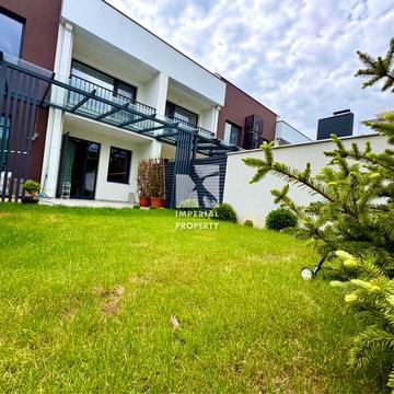 Продаж вишуканого котеджу в затишному котеджному містечку Sherwood !