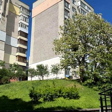 Однокімнатна в Рівне, центр, Соломії Крушельницької 73. Ремонт, меблі.