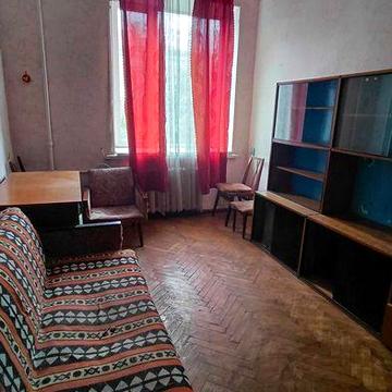 Продаж 3 кімнатної Сталінки ЦЕНТР