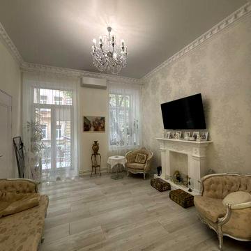 Базарна / Старобазарний сквер — 3 кімнати, ремонт, АГВ