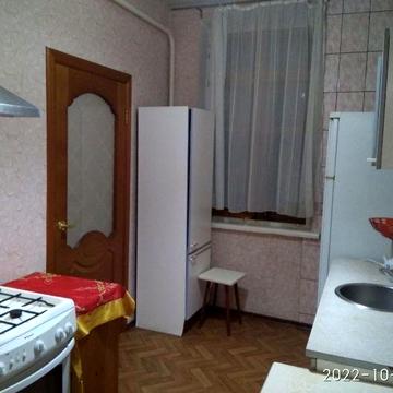 Сдам 2-комнатную квартиру на Петровского