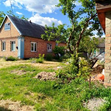 Будинок продаж в центрі міста Миргород 55м2 7 соток