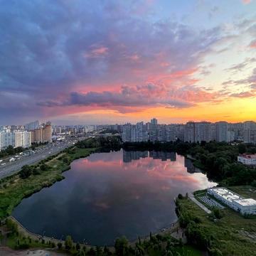 Ревуцького вул., 40-В