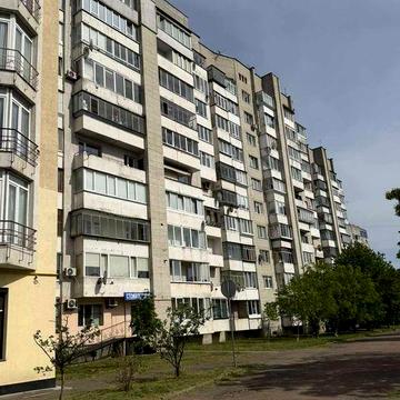 Продаж 2-кімнатної квартири по вул Ч.Калини