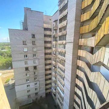 Продам 3-ком ж/м Красный Камень