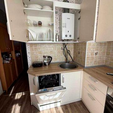 Продам велику к-ру 72 м² біля Слов’янського ринку (ЖД та Авто вокзали)