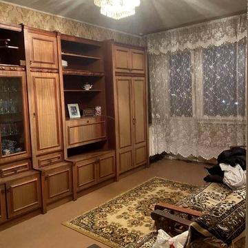 Продам двухкомнатную квартиру Центрально городском районе ( карнаватка )