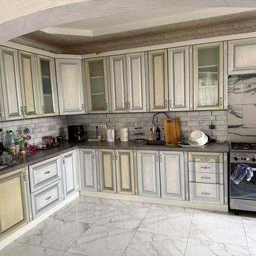 Будинок, м-н Горяне, 210 м, 6 кімнат