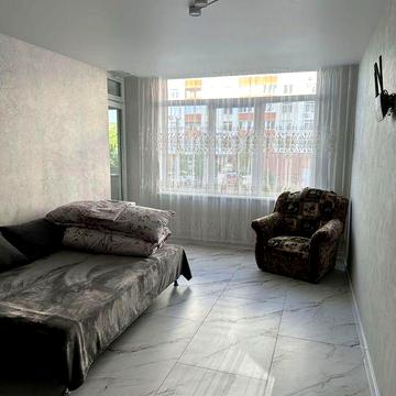 Продам двух комнатную квартиру