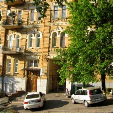 Лютеранська вул., 11