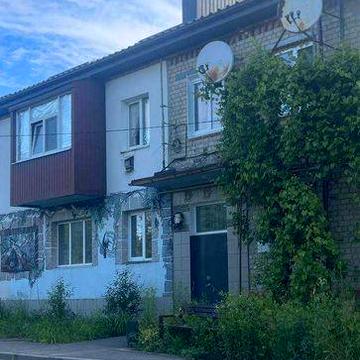 Терміново продам 2-кімнатну квартиру в Дергачах з автономним газовим опаленням.