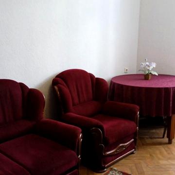 Леоніда Каденюка просп. (Юрія Гагаріна), 8