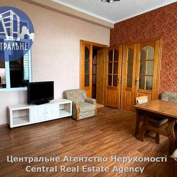 Продаж 3-кімнатної квартири в районі університету ім. Ю. Федьковича